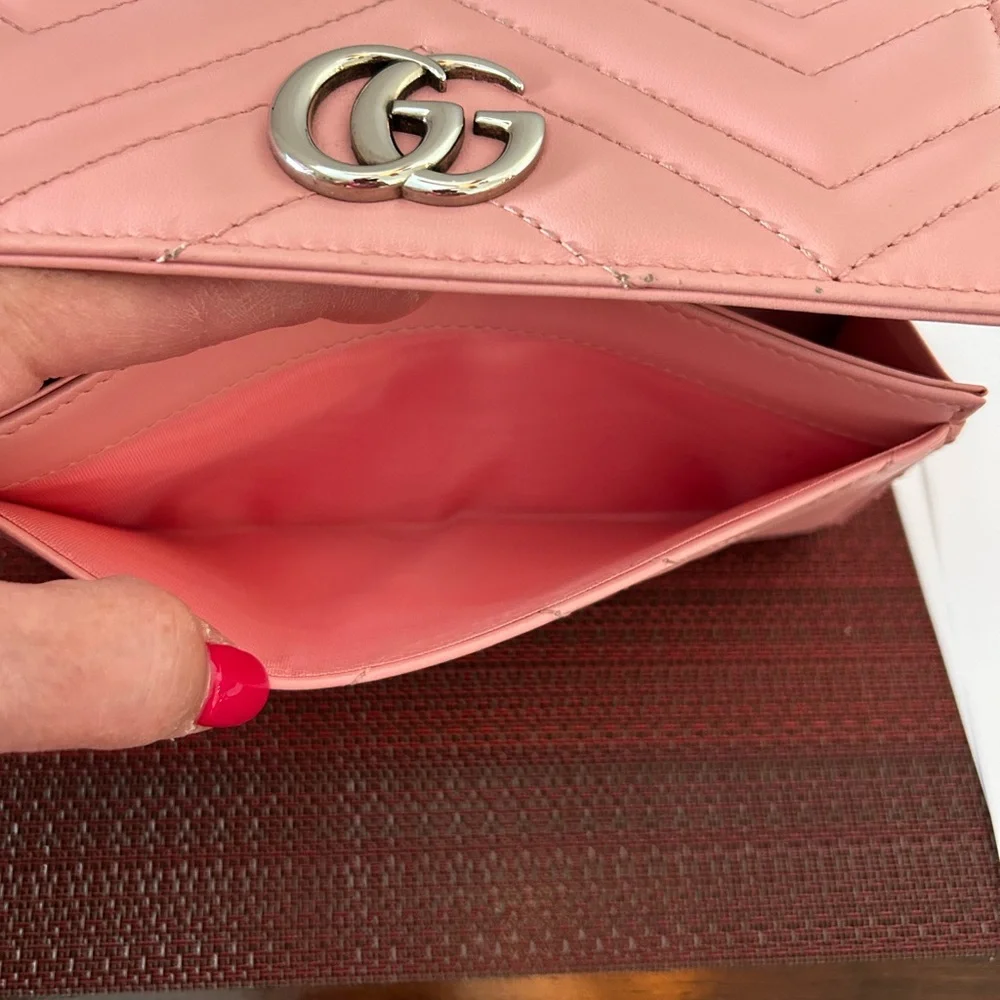 Gucci GG Pink Marmont Wallet w/Chain - Picture 16 of 16